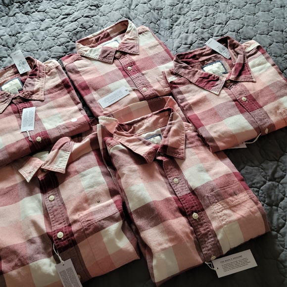 Sz. M, NWT American Eagle Ladies Shirt - Picture 4 of 4